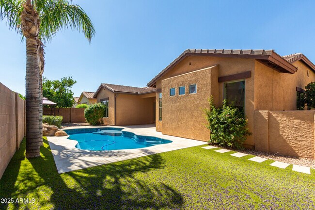 Building Photo - 3771 E Leo Pl