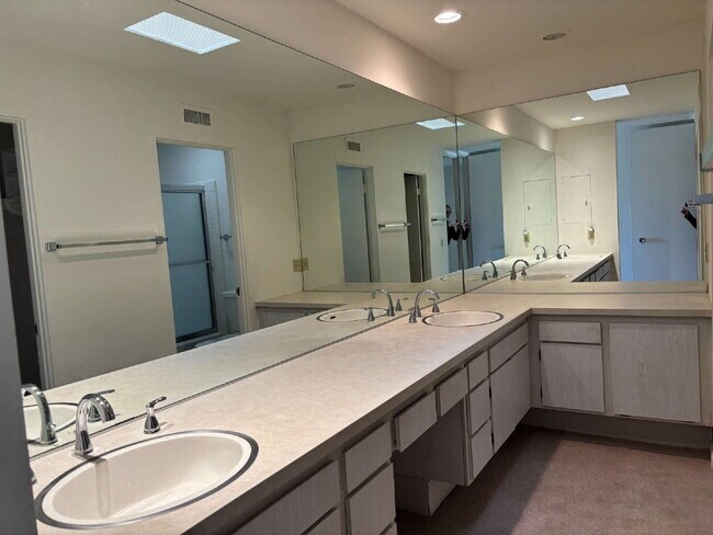 Building Photo - Indian Wells CC  For Rent!