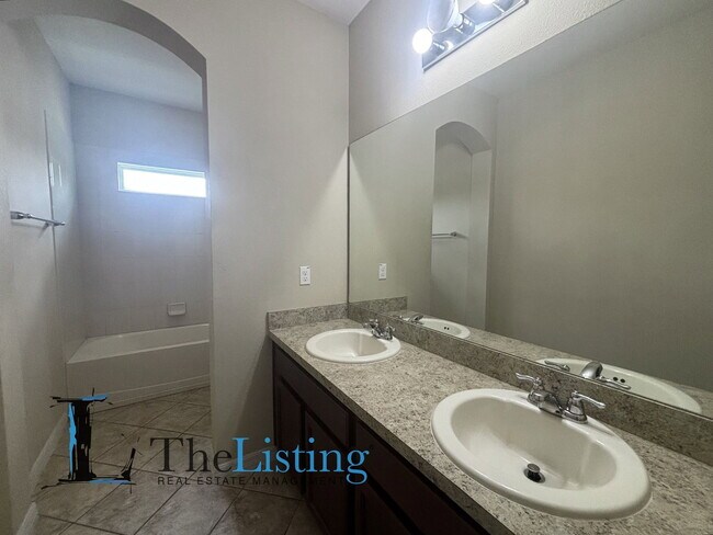 Building Photo - 3795 Marietta Way