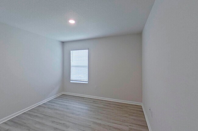 Building Photo - 309 Monarch Ln