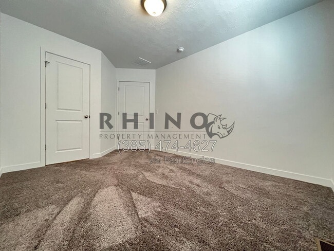 Building Photo - 1248 W Saddlebred Way