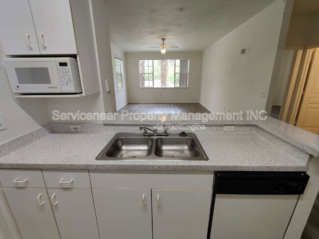 Building Photo - 17104 Carrington Park Dr