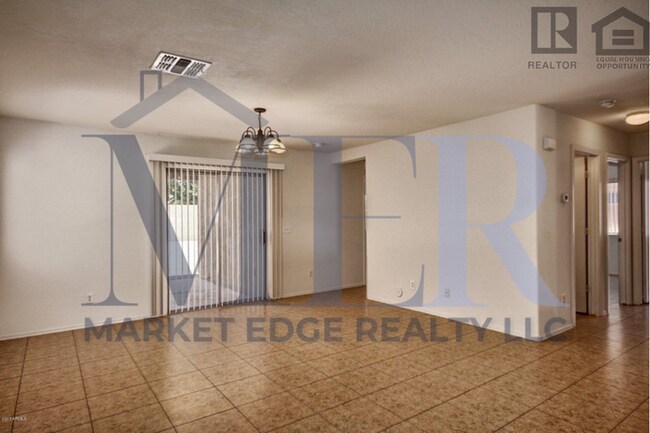 Building Photo - 3Bed/2Bath House in Buckeye! JOIN THE WAIT...