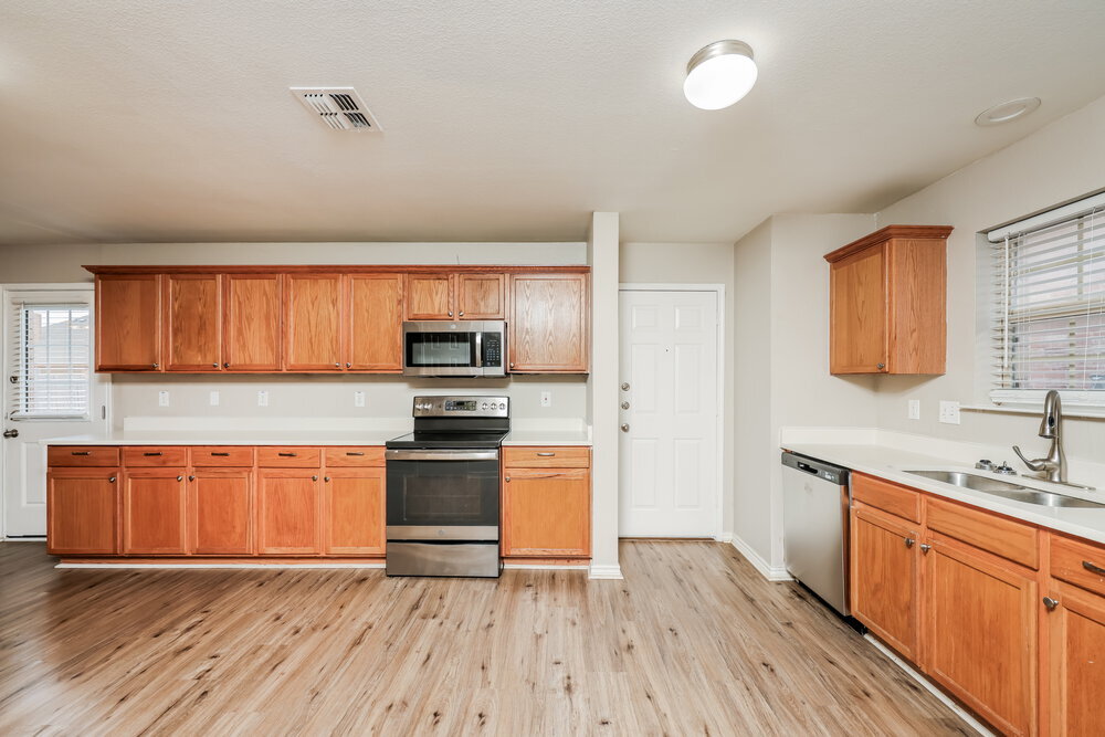 Building Photo - 310 Quail Run Rd