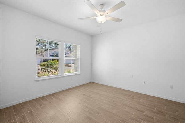 Building Photo - 100 Lake Sinclair St