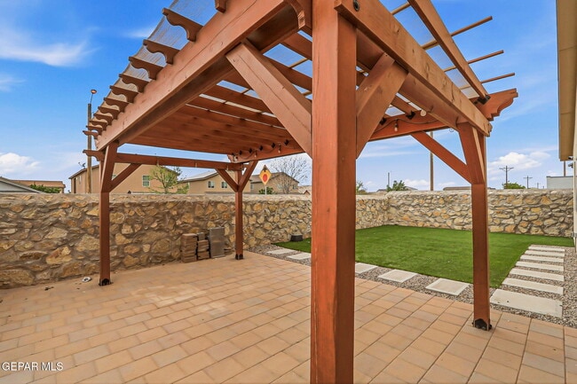 Building Photo - 4717 Christian Azcarate St