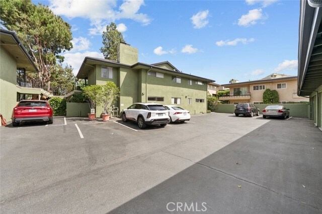 Building Photo - 1209 S Orange Grove Blvd