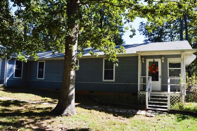 Primary Photo - 417 Houston Dr