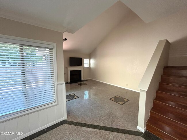 Building Photo - 354 Via Colinas