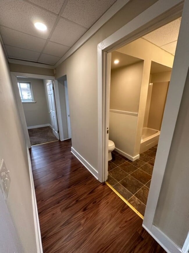 Building Photo - 2500 N Bartlett Ave