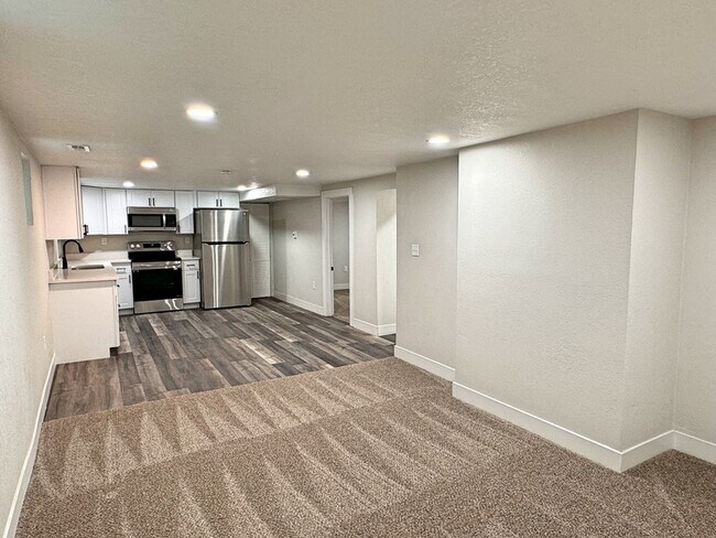 Building Photo - 3250 Meade St