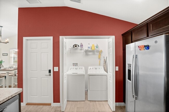 Building Photo - 4981 Ellie Ln