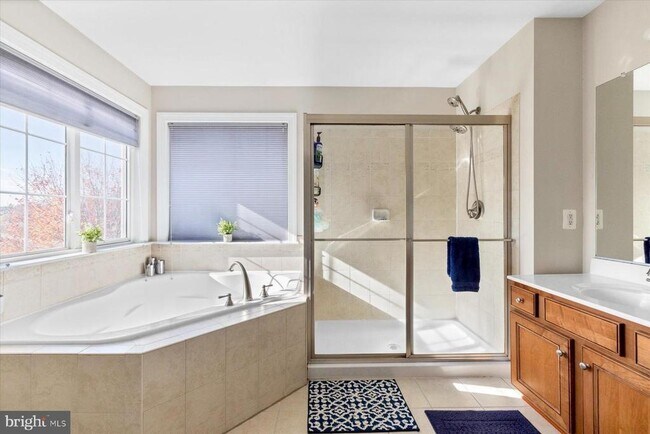 Building Photo - 6029 Popes Creek Pl