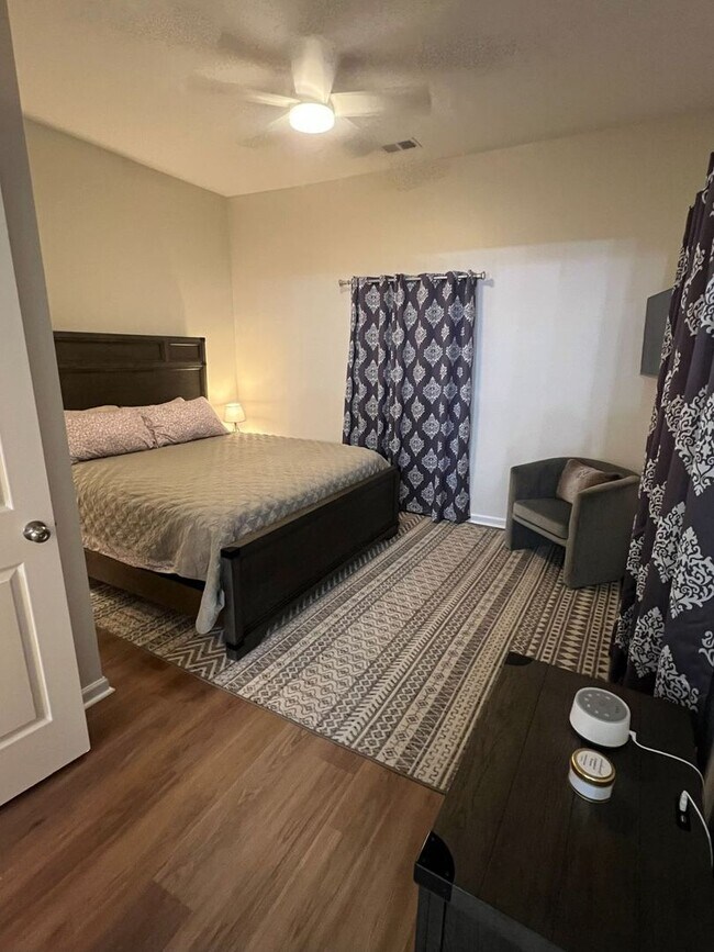 Building Photo - Totally Renovated Arts and Crafts Bungalow Close to Downtown Greer!