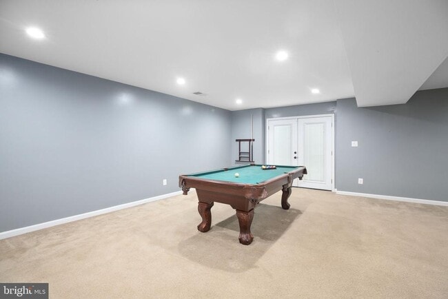 Building Photo - 71 Bismark Dr