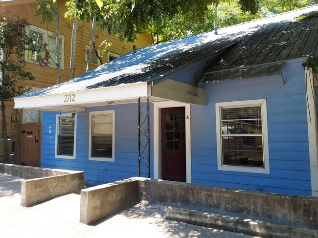 Building Photo - 2712 Whitis Ave
