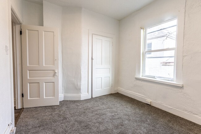 Building Photo - 95 Beltzhoover Ave