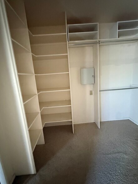 master closet - 6301 Puma Pl NE