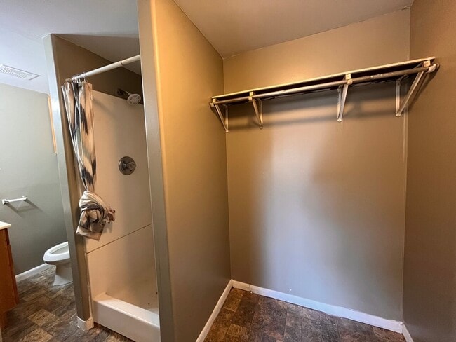 Building Photo - Westbridge Village