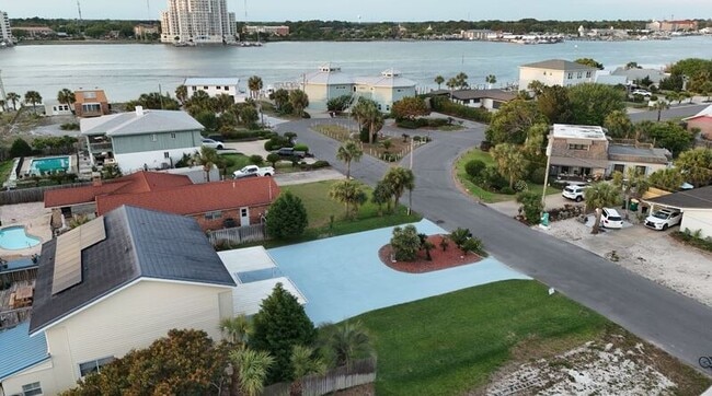 Building Photo - 723 Sailfish Dr