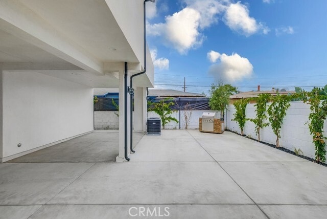 Building Photo - 15408 Pioneer Blvd