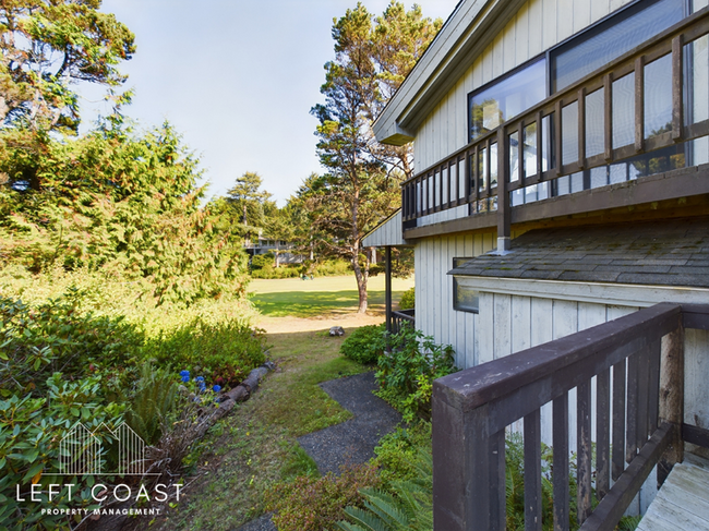 Building Photo - 132 Salishan Dr