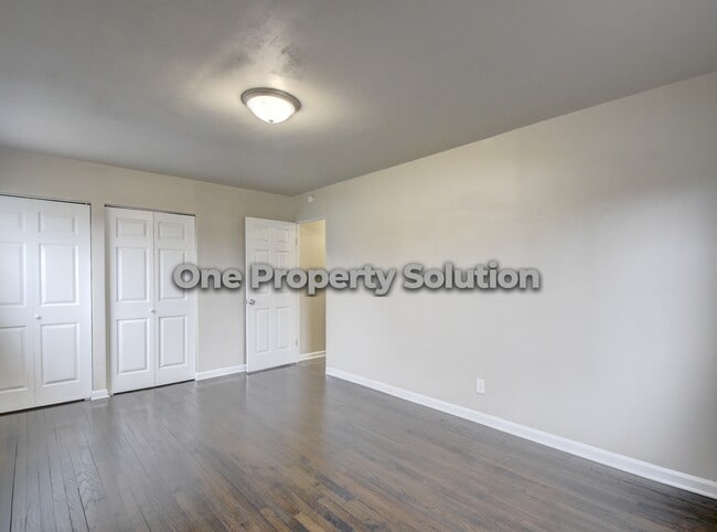 Building Photo - 1330 Cass St
