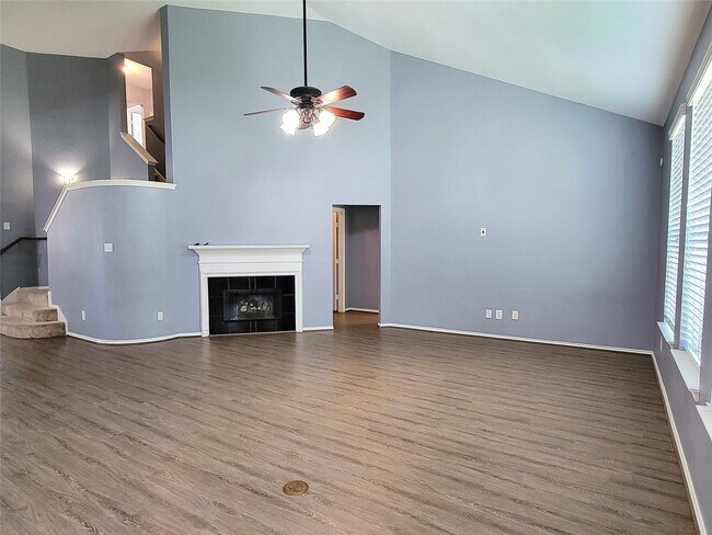 Building Photo - 7307 Fall Springs Ln