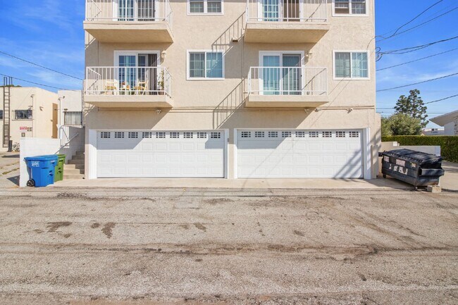 Building Photo - Stylish 1-Bedroom Apartment with Private B...