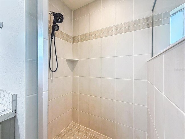 Building Photo - 6945 Gideon Cir