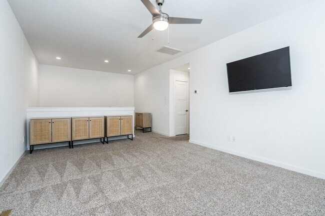Building Photo - 13344 Bear Creek Ct
