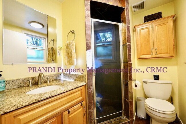 Building Photo - 1501 Park Ct