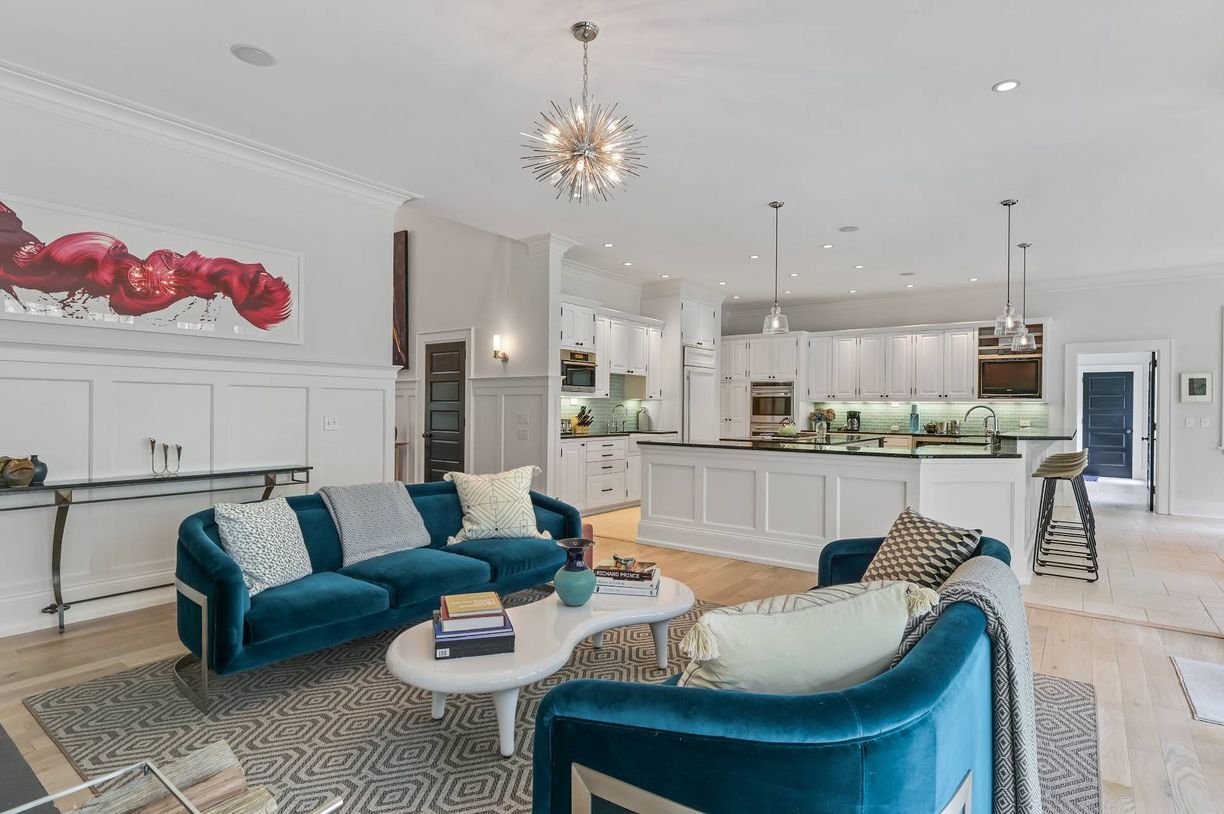 Building Photo - 118 Water Mill Towd Rd