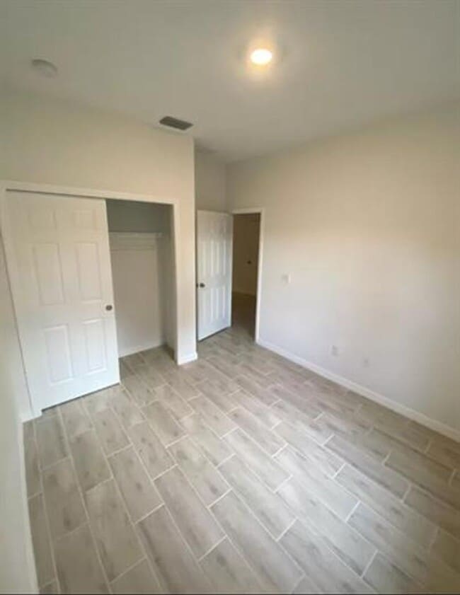 Building Photo - 3503 SW 8th Pl