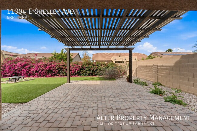 Building Photo - 11304 E Shelley Ave