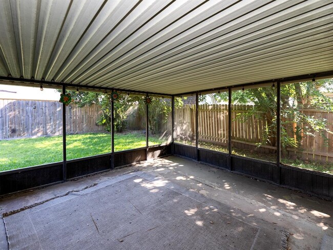 Building Photo - 414 Bradshire Ct