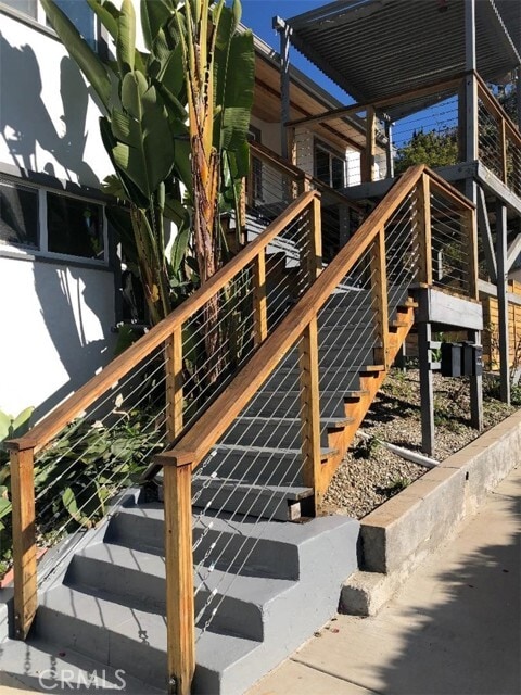 Building Photo - 1866 N Ave 56