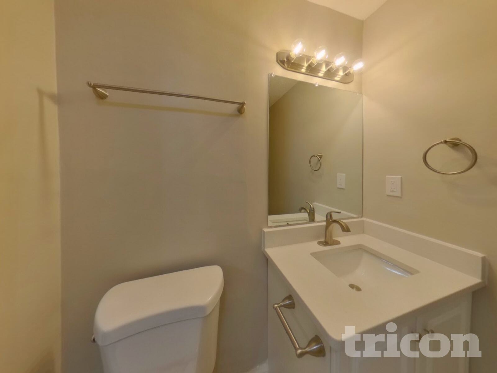 Building Photo - 1141 Dooley Dr