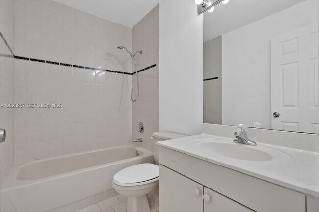 Building Photo - 10245 SW 154th Pl