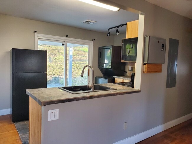 Building Photo - 817 Rockbridge St