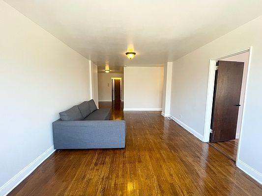 Building Photo - 2 bedroom in Bronx NY 10471