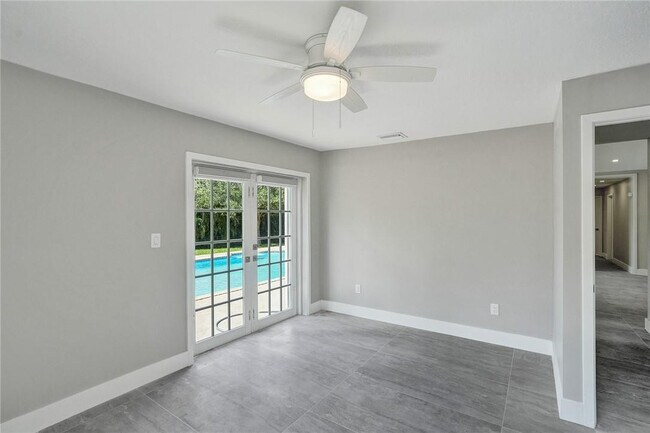 Building Photo - 11627 SW 50th St