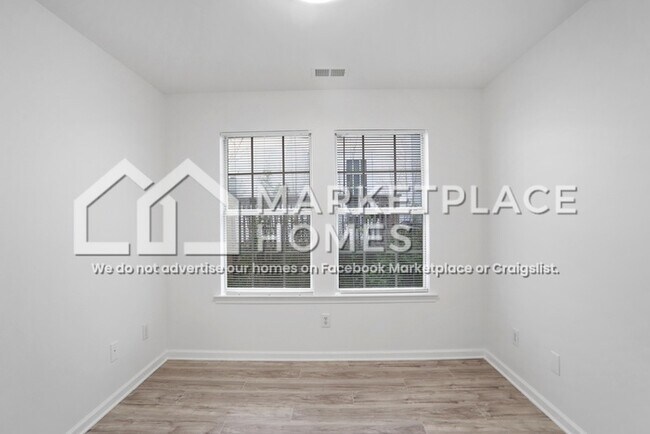 Building Photo - 3612 Ginnis Cir SW
