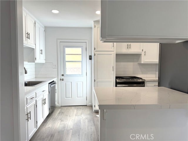 Building Photo - 4292 Howard Ave