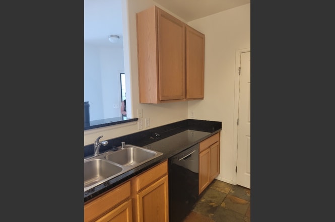 Building Photo - 1495 Blue Sky Way