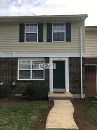 Building Photo - 129 E Village Rd