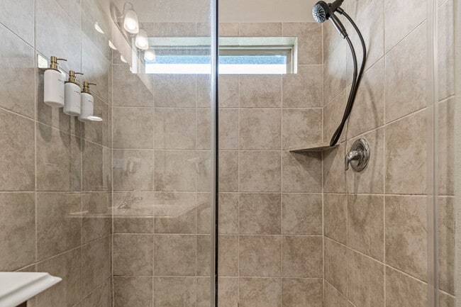 Building Photo - 21627 Calico Bush Trail