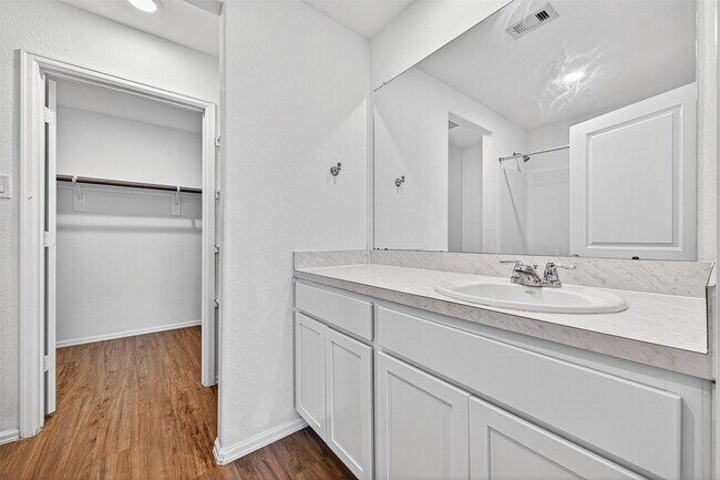 Building Photo - 27003 Euphonia Grn Ln