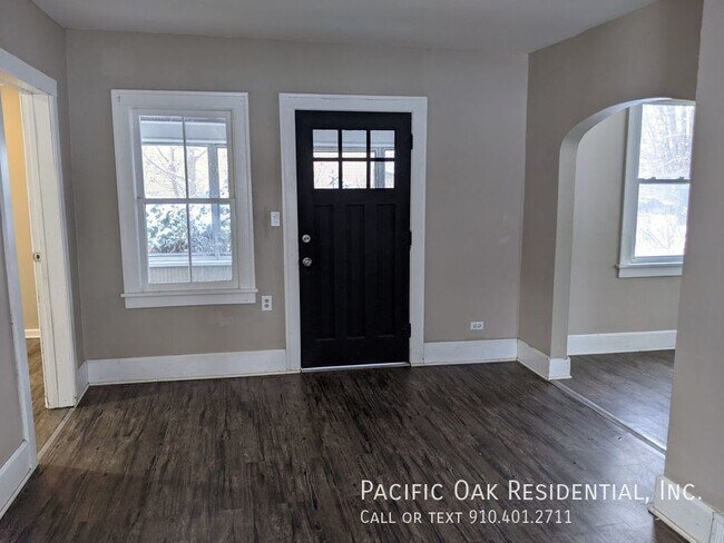 Building Photo - BELOW MARKET RENT!