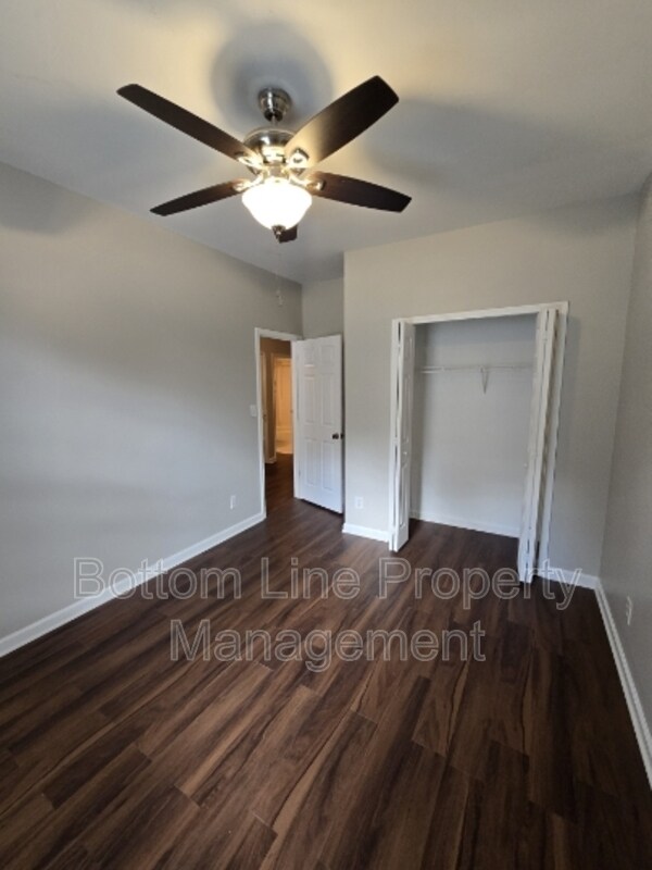 Building Photo - 7803 Harrington Woods Rd